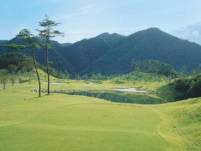 【広島】千代田ゴルフ倶楽部の口コミ・料金は？池と戦略性が魅力のフラットコース！