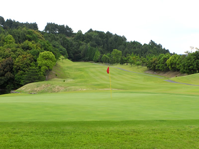 【福岡】八女上陽ゴルフ倶楽部の口コミ・料金・戦略性は？広大な丘陵地の絶景コース